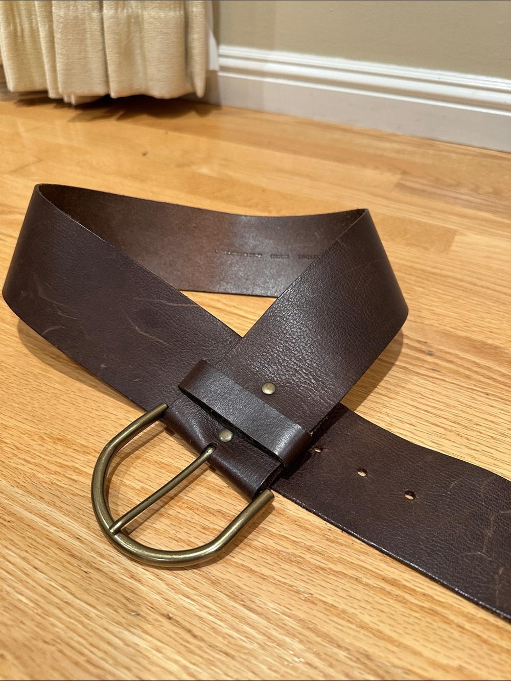 Vintage Banana Republic Wide Brown Leather Belt with Brass D-Ring Buckle